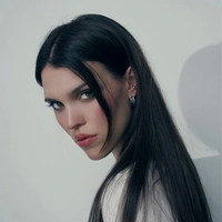 Elli Acula