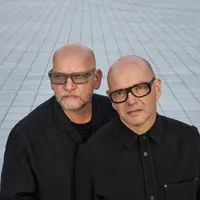 Hue and Cry