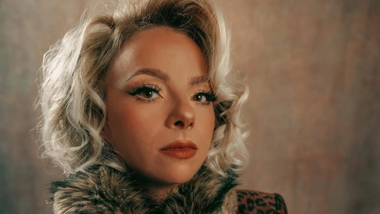 SAMANTHA FISH