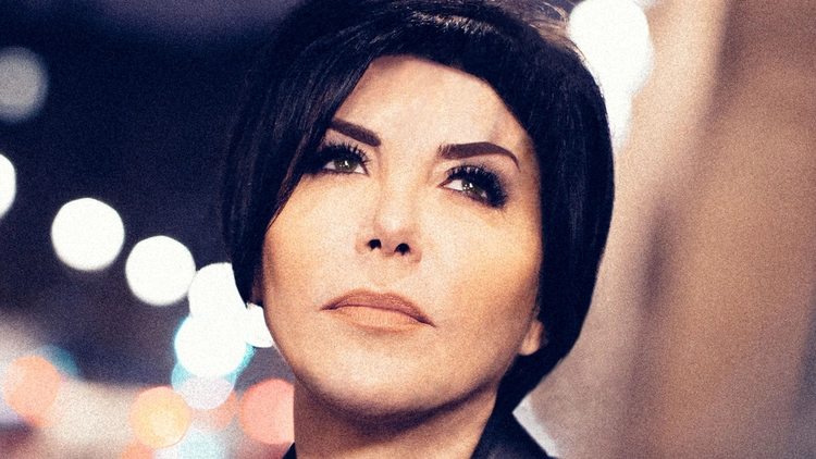 LIANE FOLY