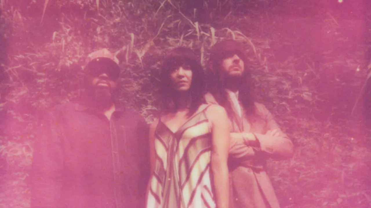 KHRUANGBIN