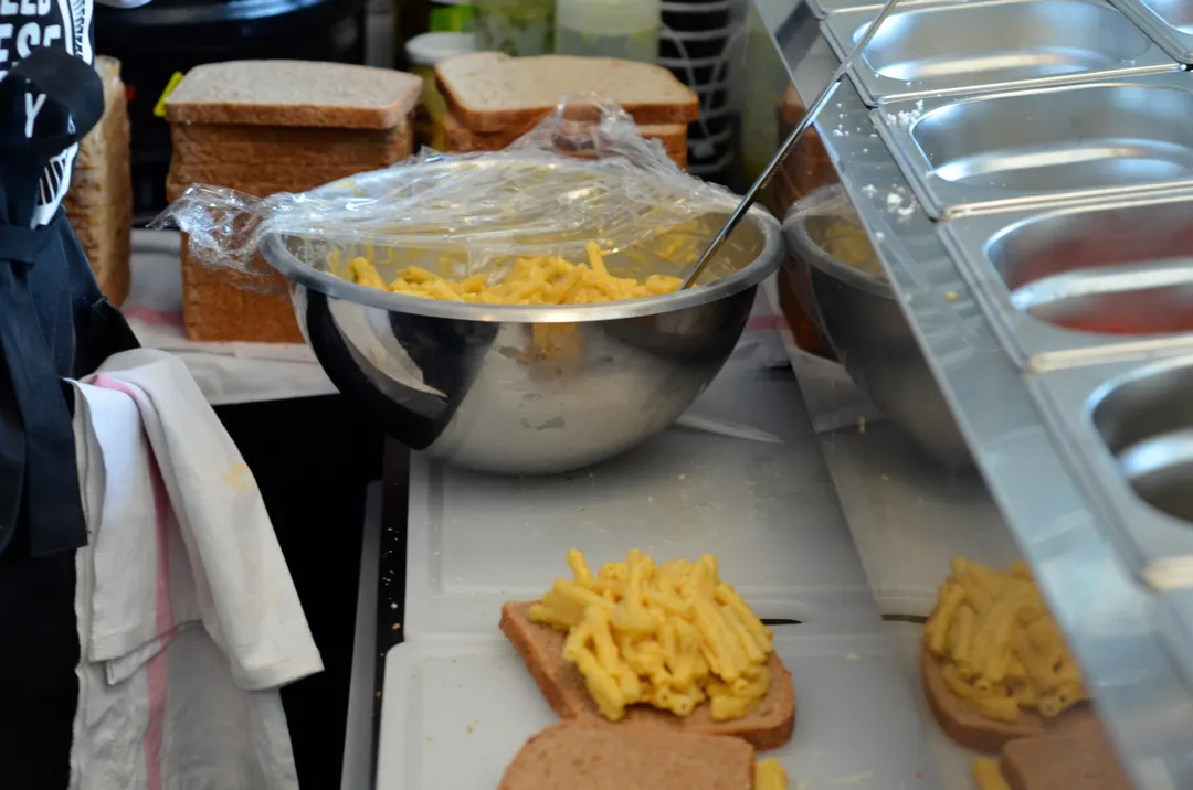 The Grilled Cheese Factory Restaurant Paris