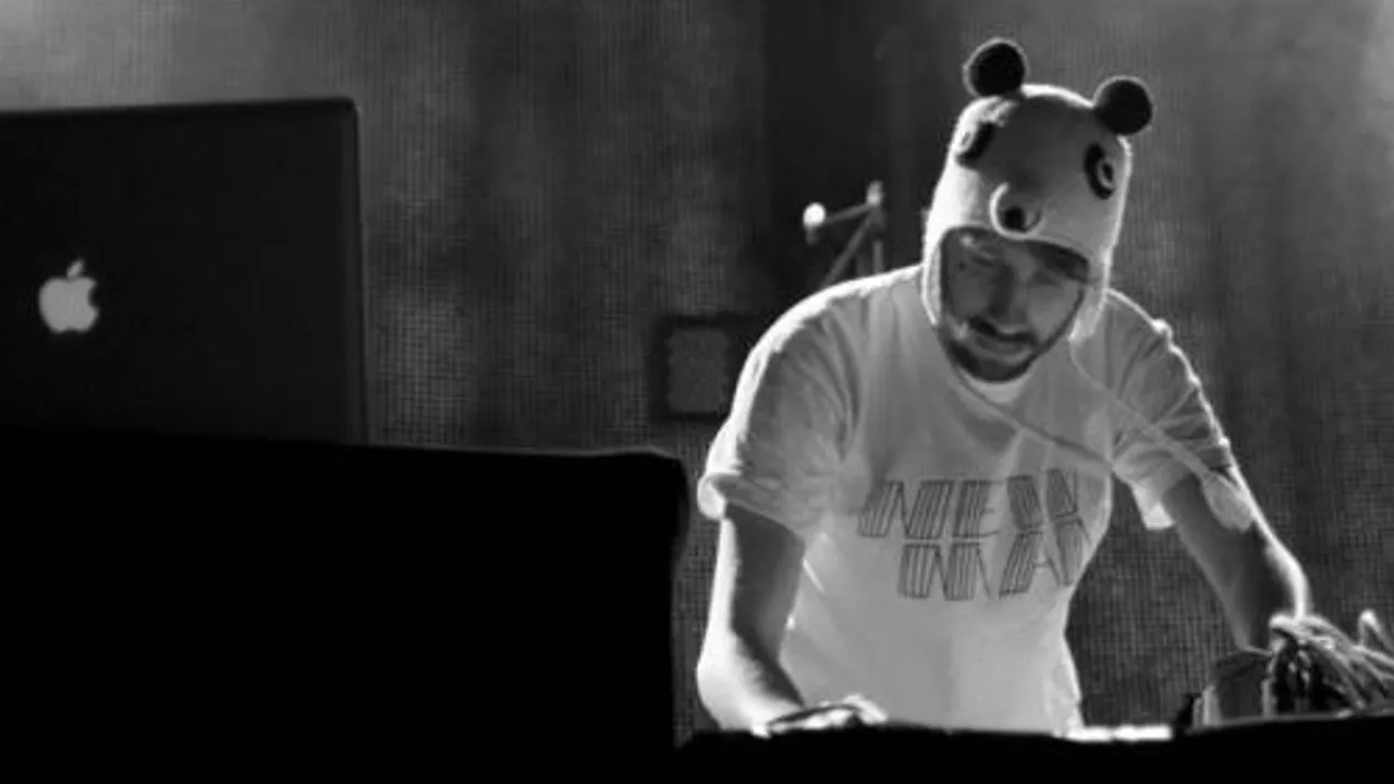 Gold Panda