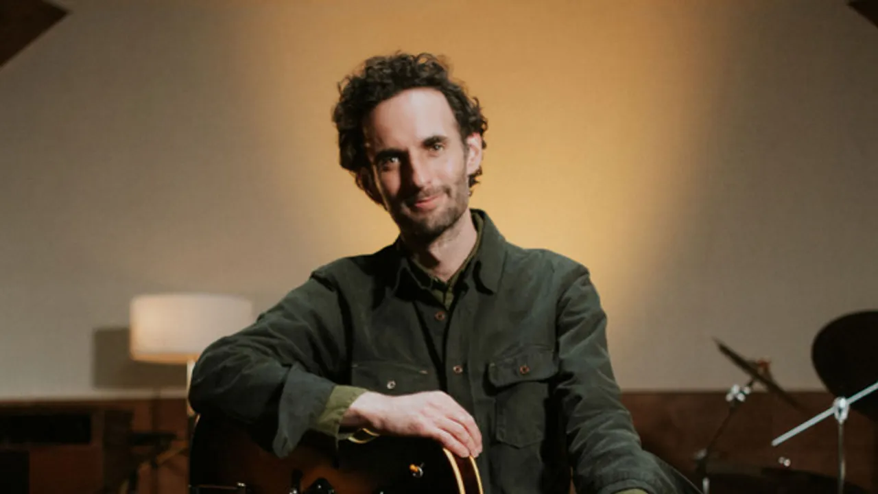 Julian Lage