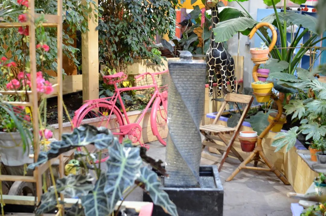 Le Bric à Brac Emmaüs Shop Paris