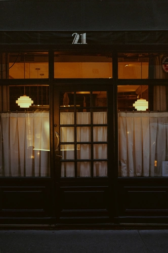Le 21 Restaurant Paris