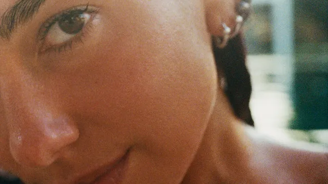 DUA LIPA