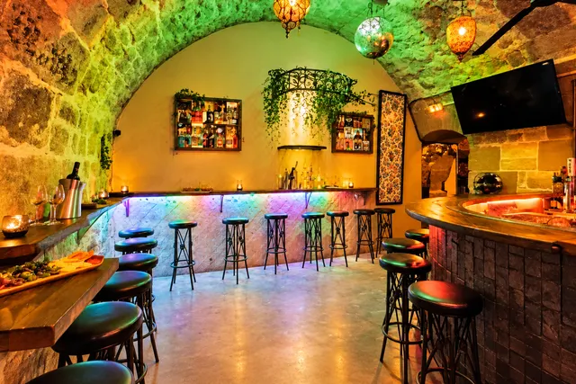 Awake Bar