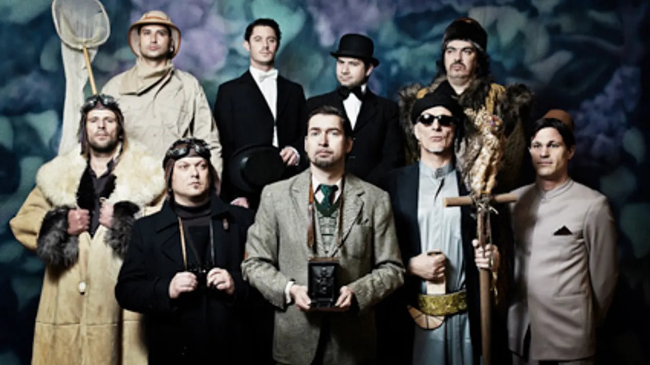 MARDI GRAS BRASS BAND