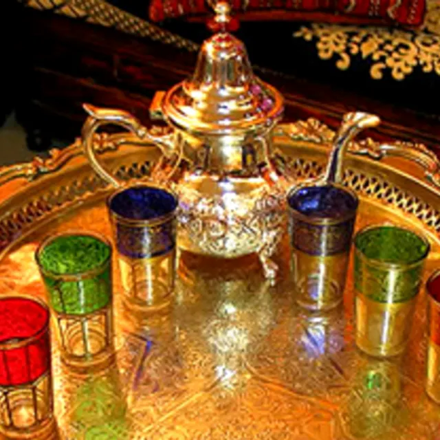 Mounir C