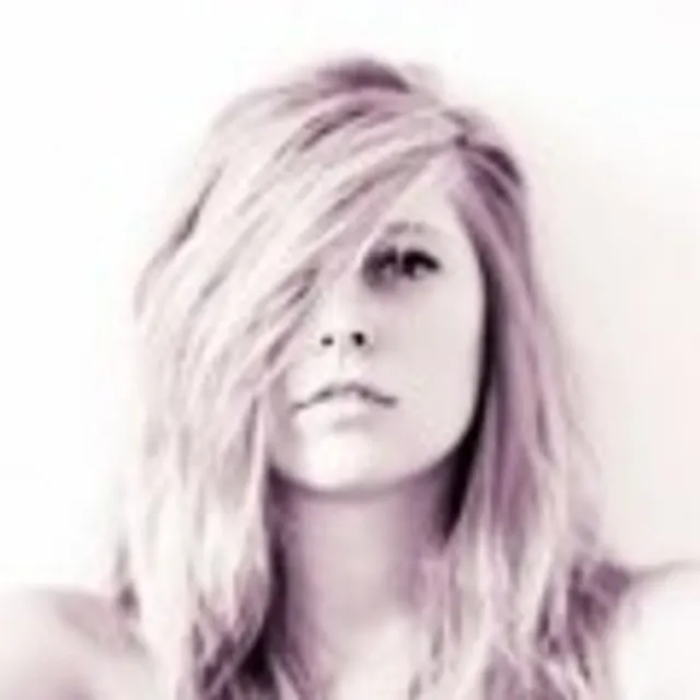 Anne-Laure B
