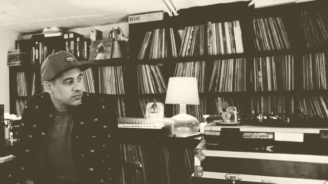DJ Vas