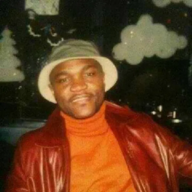 Claude B