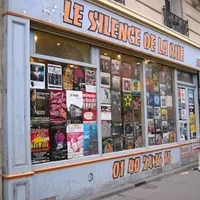 Le Silence de la Rue