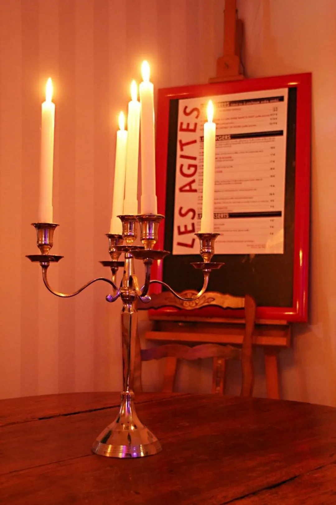 Les Agités Club Restaurant Bar Paris