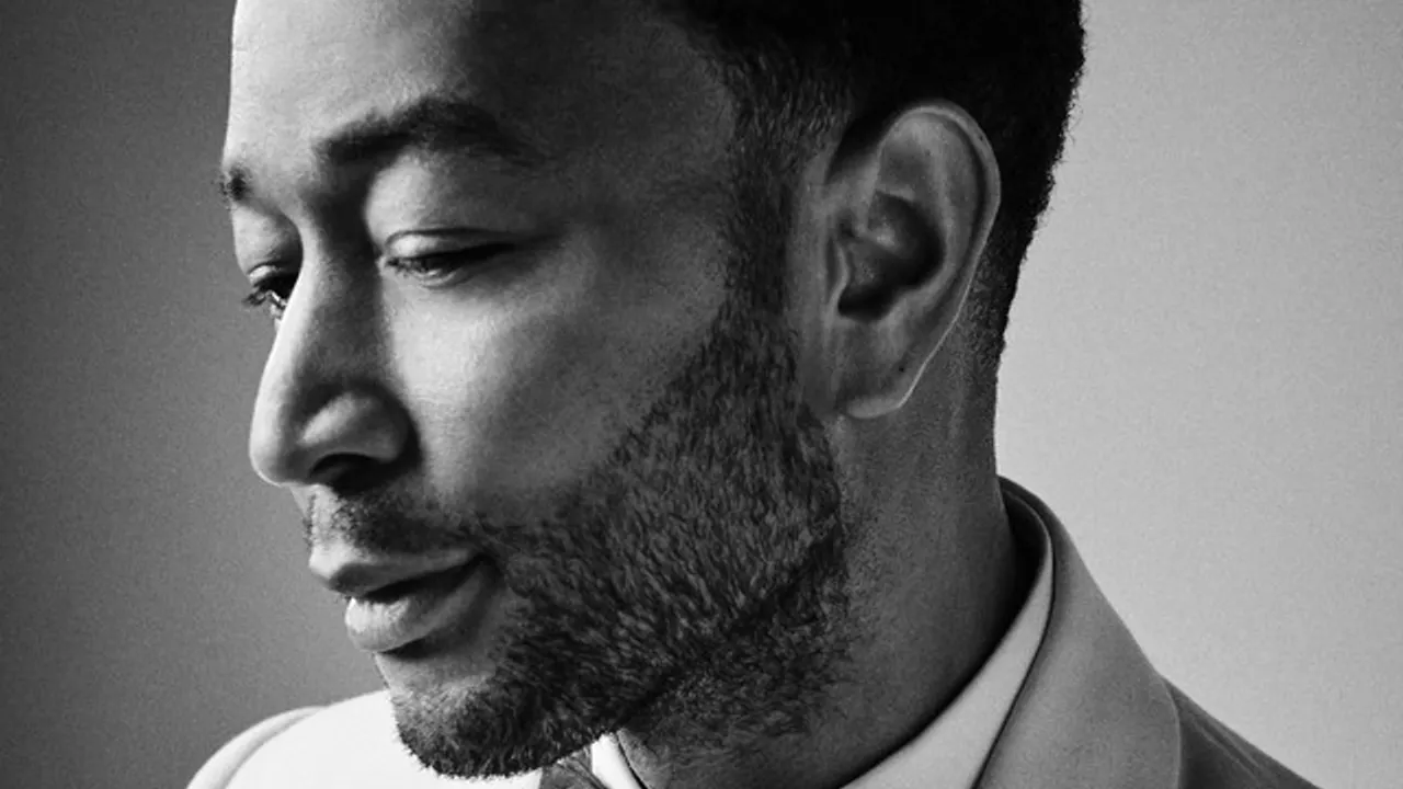 JOHN LEGEND
