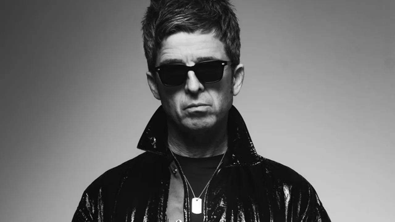 NOEL GALLAGHER'S HIGH FLYING BIRDS