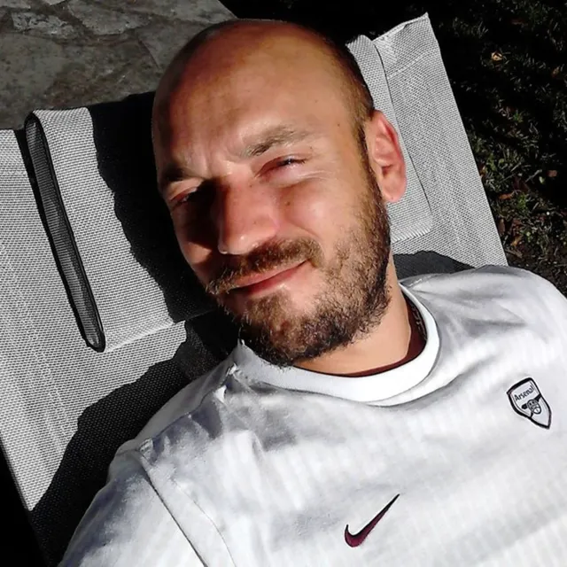 Sébastien L