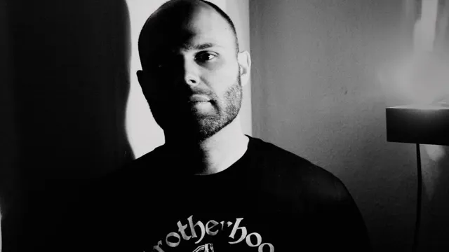 ME CLUB 021