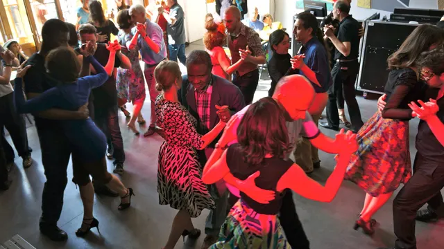 Bal tango I Le Hasard Ludique