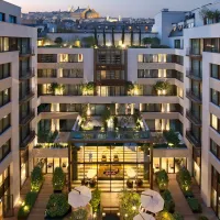 Le Camélia - Restaurant du Mandarin Oriental