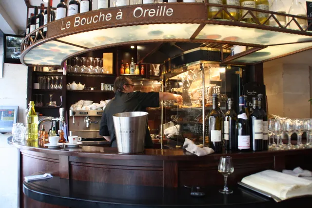 Le Bouche à Oreille, la rôtisserie à ne pas laisser filer.