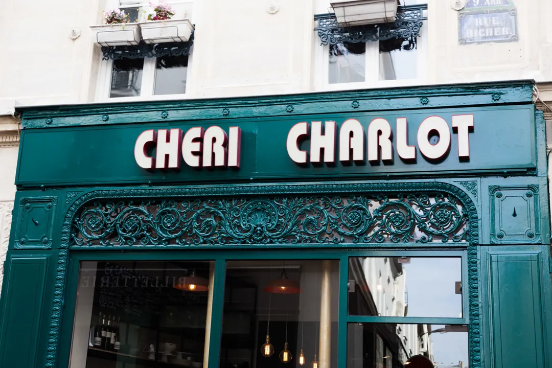 Chéri Charlot Restaurant Shop Paris