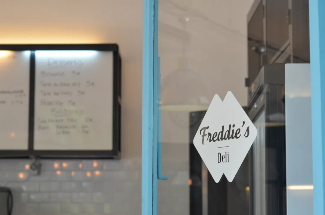 Freddie's Deli Restaurant Paris