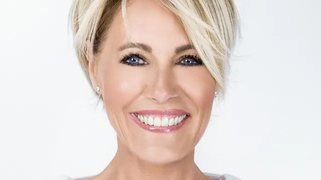 Dana Winner in Symphony