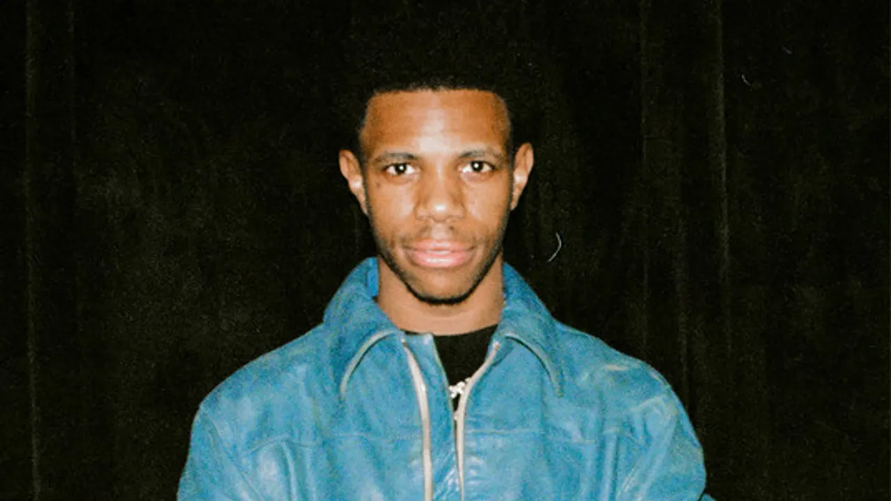 A BOOGIE WIT DA HOODIE