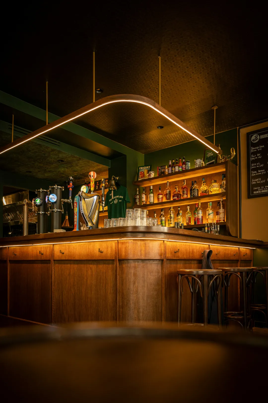 The Blossom Arms Restaurant Bar Paris