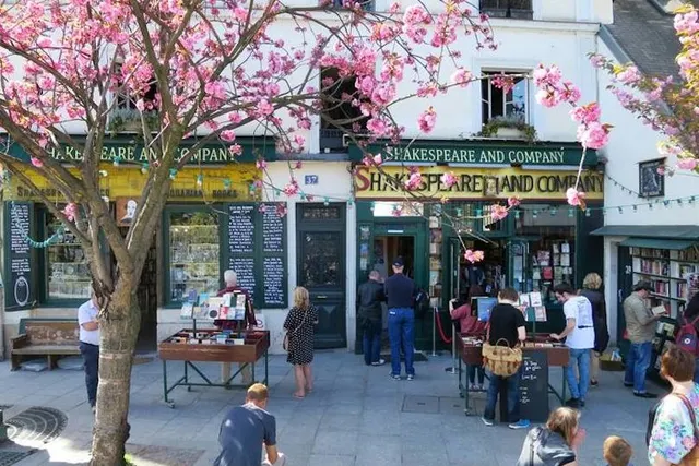 Shakespeare & Co