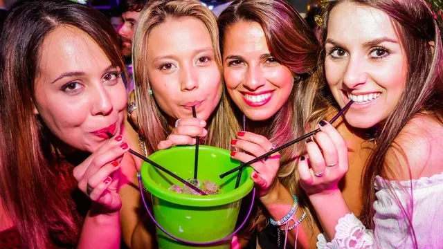 Beach Club Party!