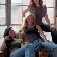 SHeDAISY