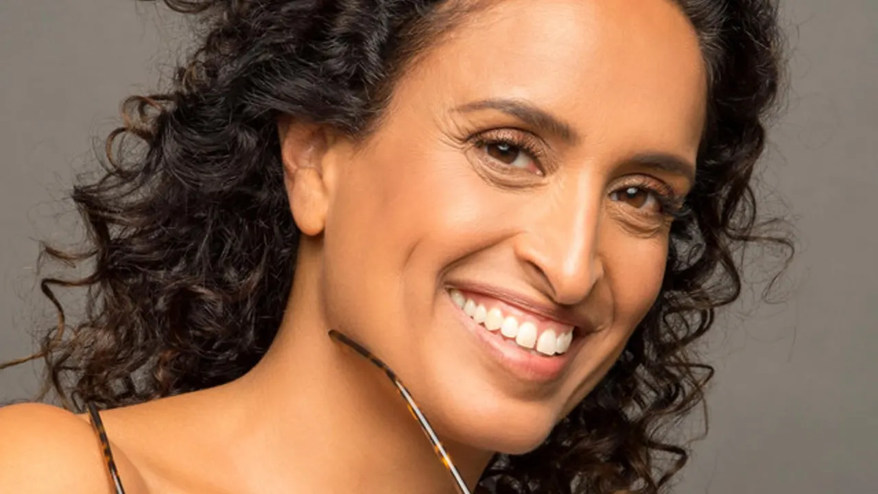 Noa / Nilda Fernandez