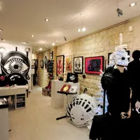 Akiza : La Galerie