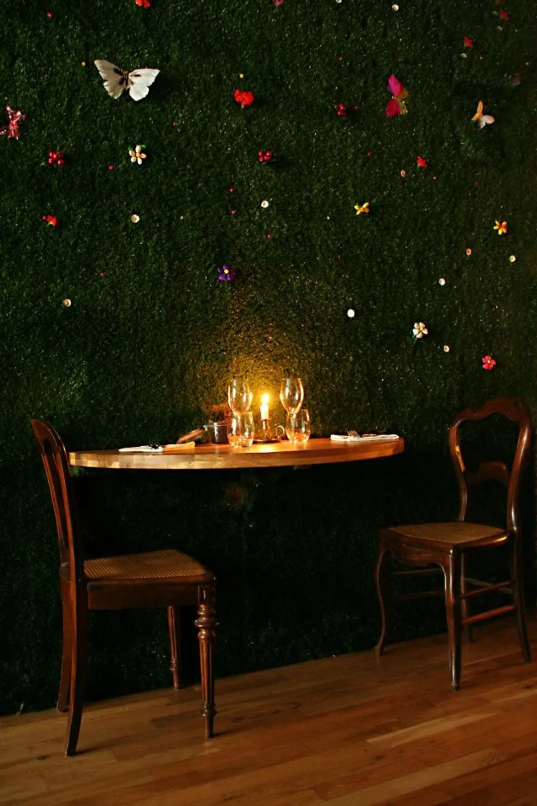 Les Agités Club Restaurant Bar Paris