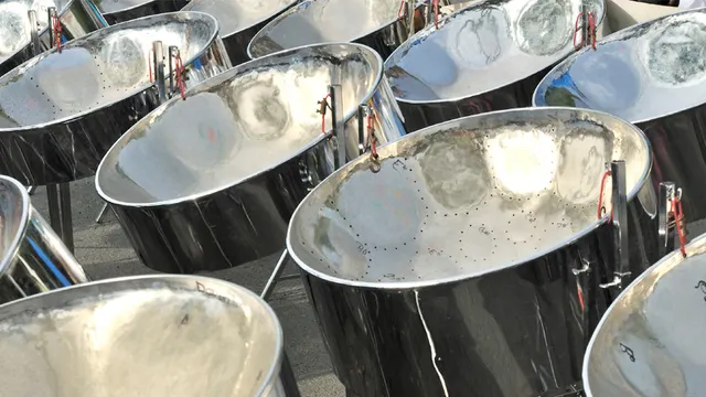 Steel drum de Trinité-et-Tobago / Alain Rouaud