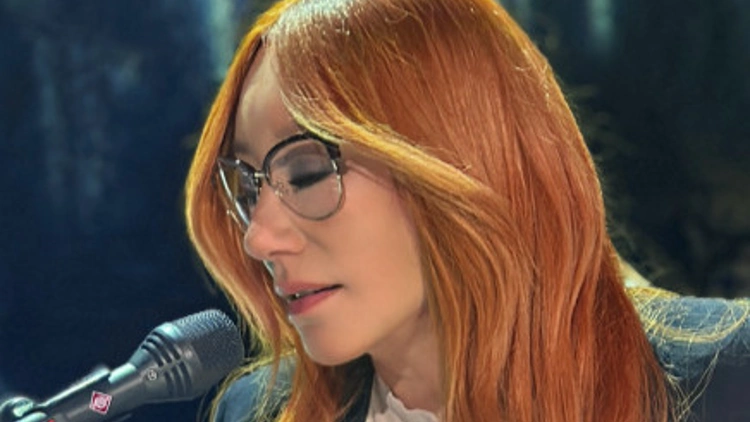 Tori Amos - In Times Of Dragons