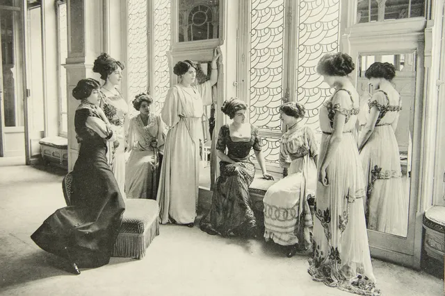 La Parisienne des années 30 dévoile son style au musée Carnavalet