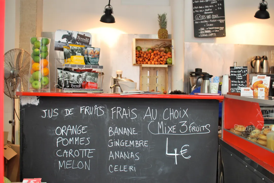 Hutch Hot-Dog House Restaurant Paris