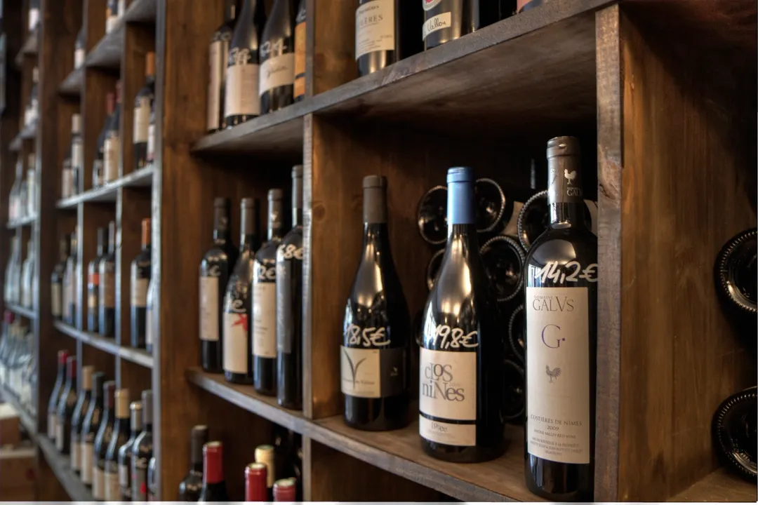 Le Vingt heures vin Restaurant Paris