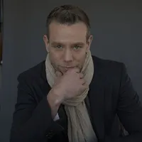 Adam Pascal