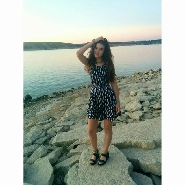 Anaïs E
