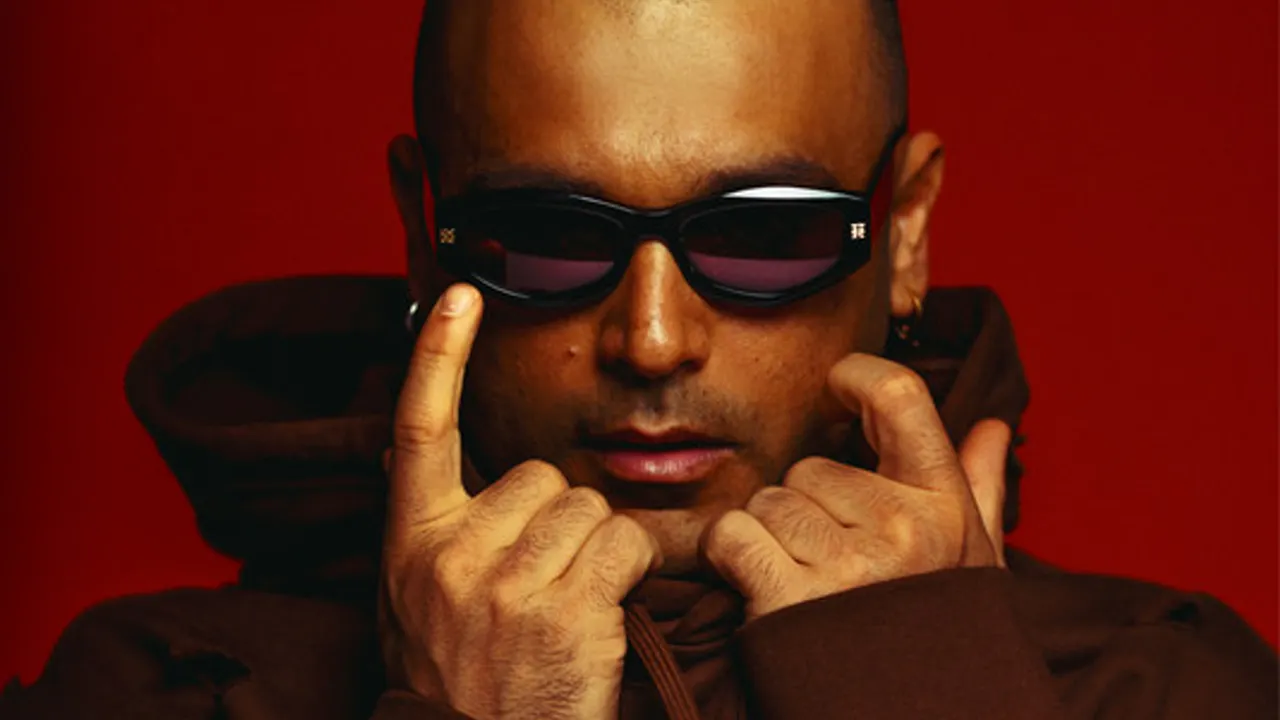 Atarashi X Blackhole : Ilario Alicante, Singi & Residents
