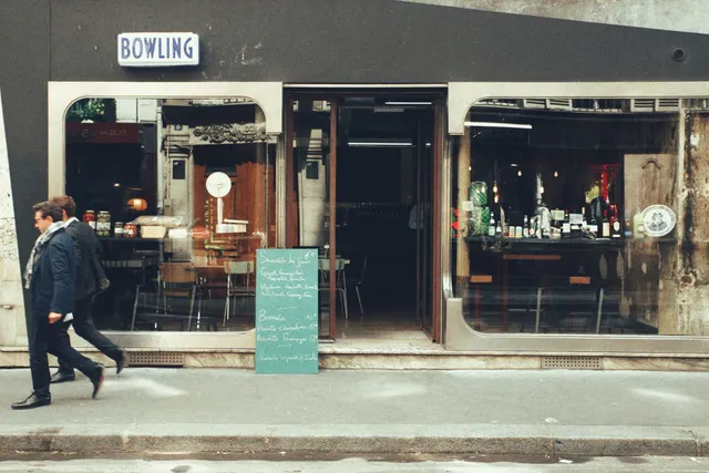Bowling : un bar à vin italien chaleureux et vintage