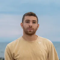 EZZI