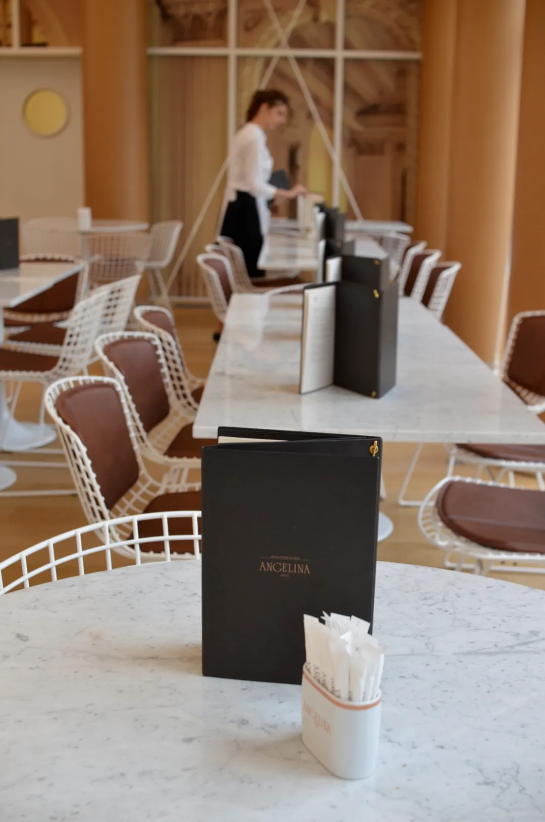 Mademoiselle Angelina Restaurant Paris