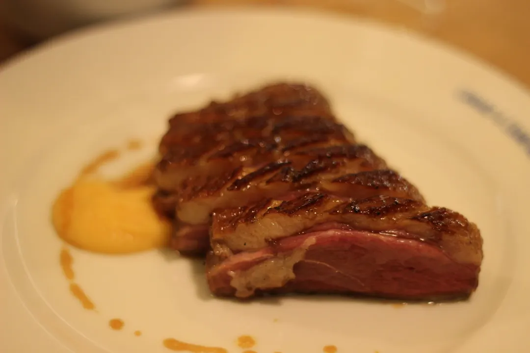 Canard et Champagne Restaurant Paris