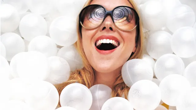 C'EST D'LA BALLE ! PISCINE À BALLES GÉANTE